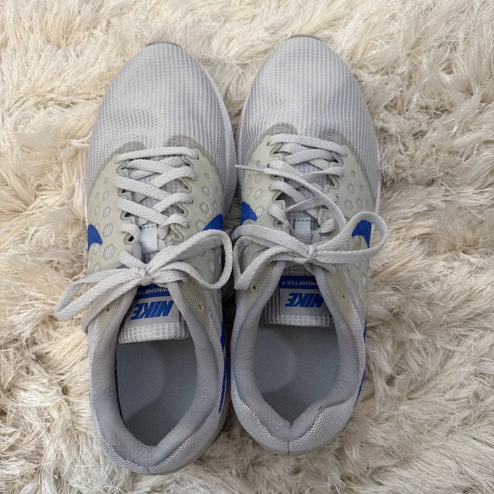 Nike‎ Downshifter 7 Running Shoe Pure Platinum Medium Blue Wolf Grey Size 10